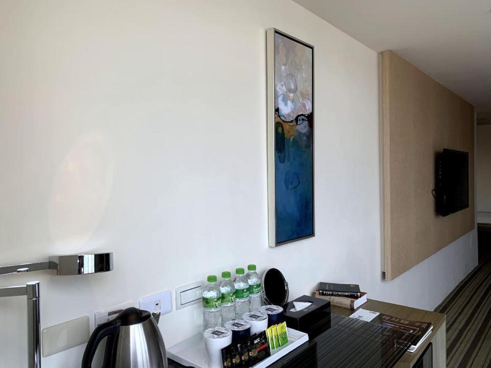 De Reve Express Hotel Цзяи Экстерьер фото