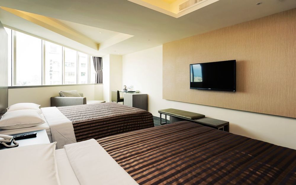 De Reve Express Hotel Цзяи Экстерьер фото