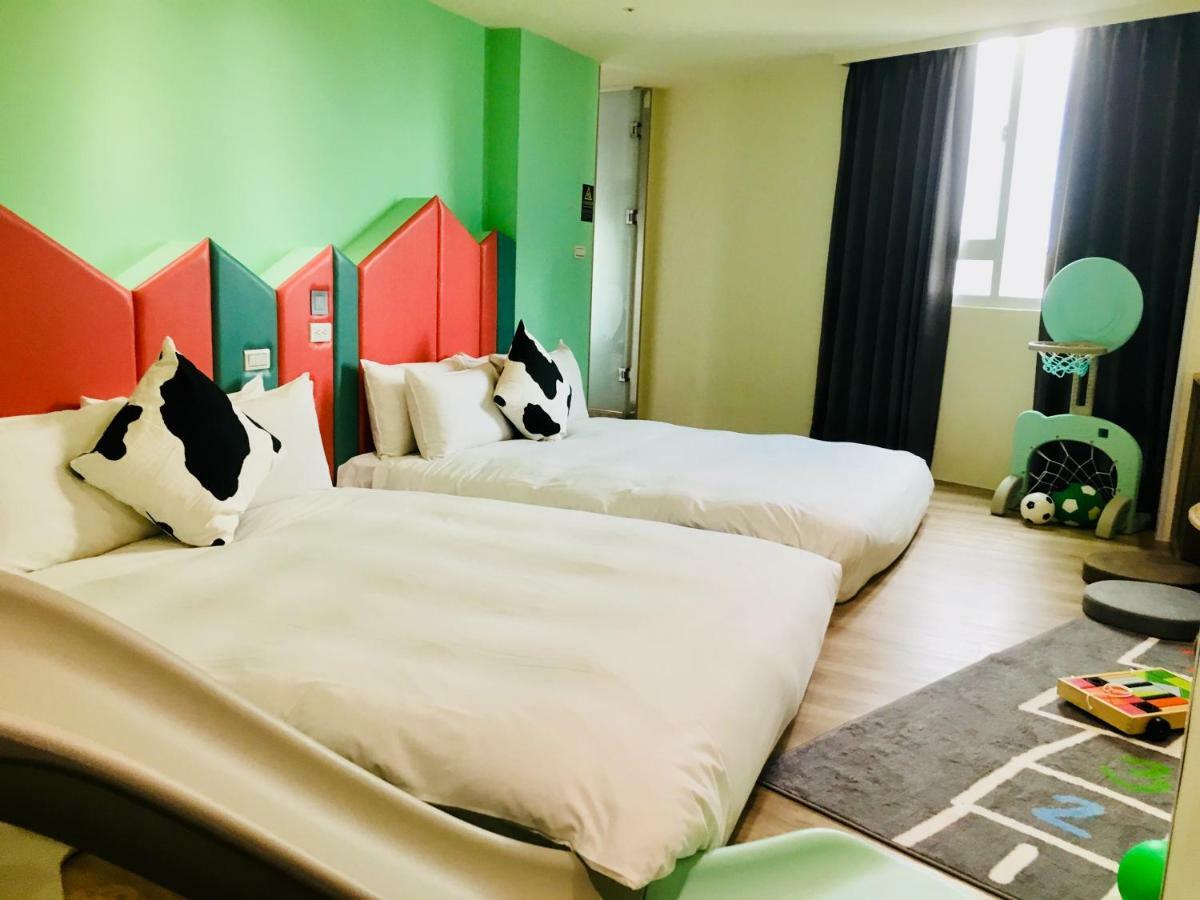 De Reve Express Hotel Цзяи Экстерьер фото